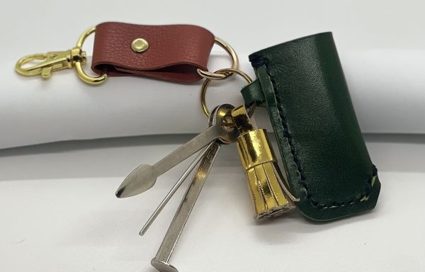 HUNTER GREEN LEATHER LIGHTER CASE w/ TOOLS
